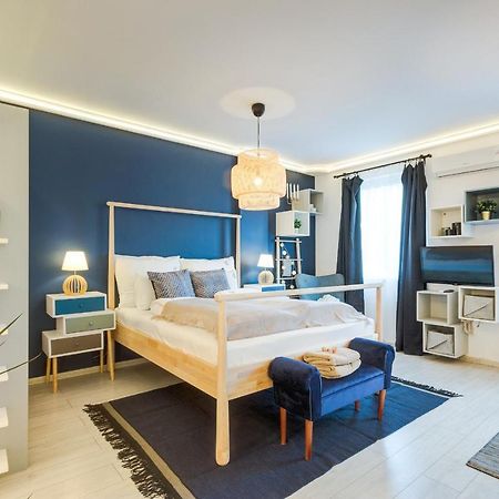 D.Five Gozsdu Garden Studio Apartment Budapest Bagian luar foto