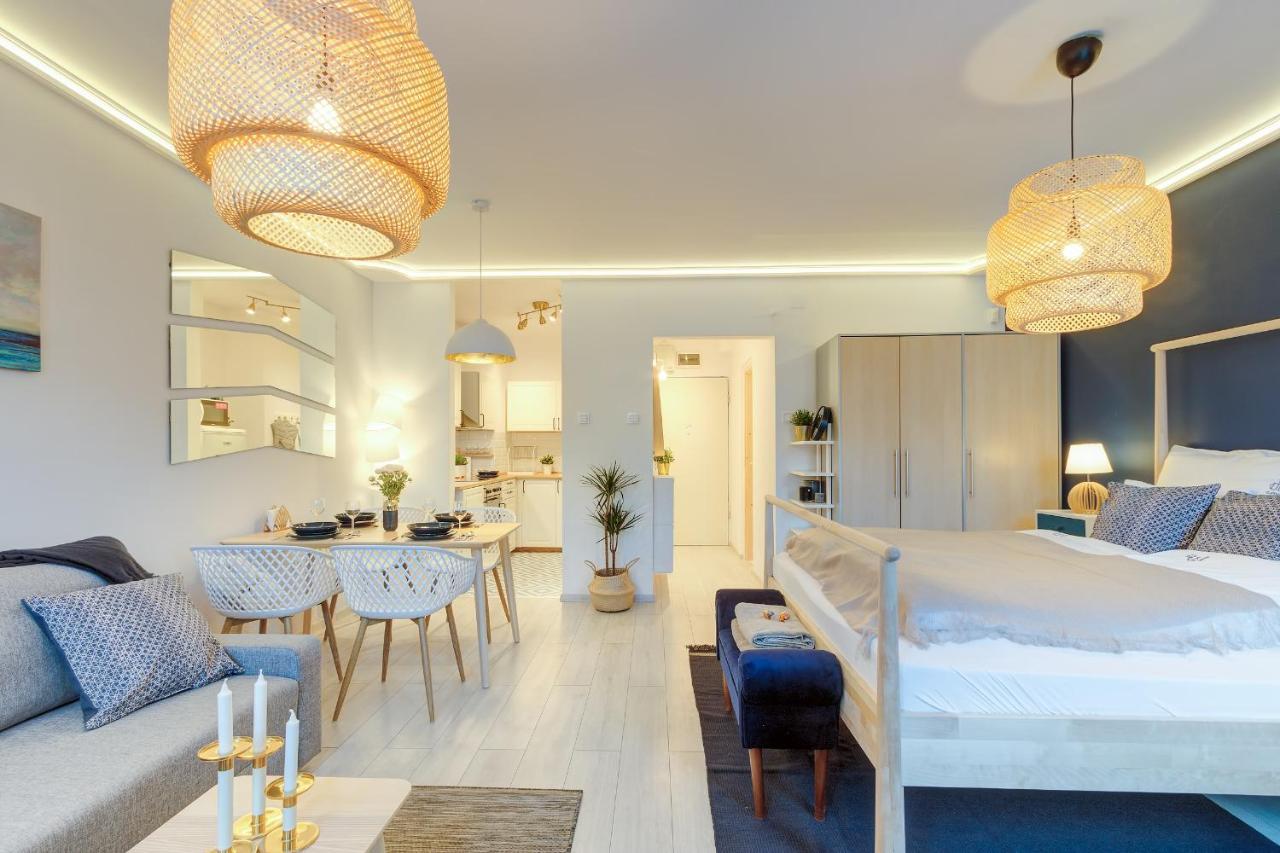 D.Five Gozsdu Garden Studio Apartment Budapest Bagian luar foto