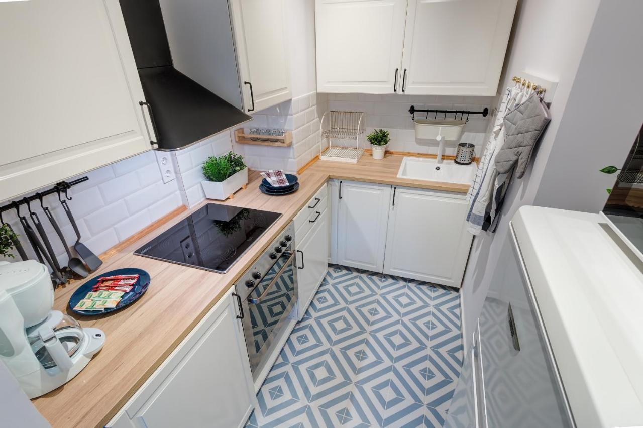 D.Five Gozsdu Garden Studio Apartment Budapest Bagian luar foto